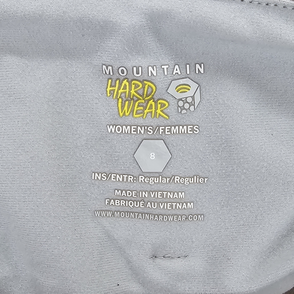 Mountain Hardware Tan Zip-Off Leg Cargo Shorts - Picture 3 of 12